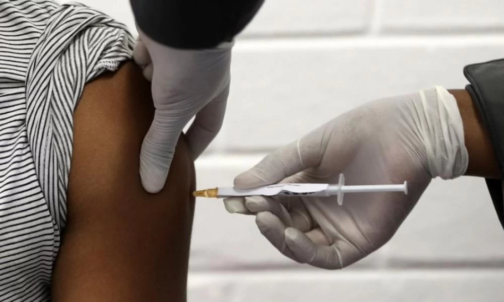 Νότια Αφρική: Πάνω από 13.000 γιατροί και νοσηλευτές μολύνθηκαν από τον κορονοϊό